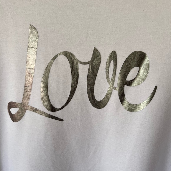 Plus size top - Picture 2 of 2